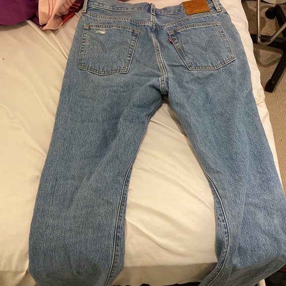 Levi’s ripped pants - Picture 2 of 4